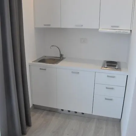 Hotel Thea