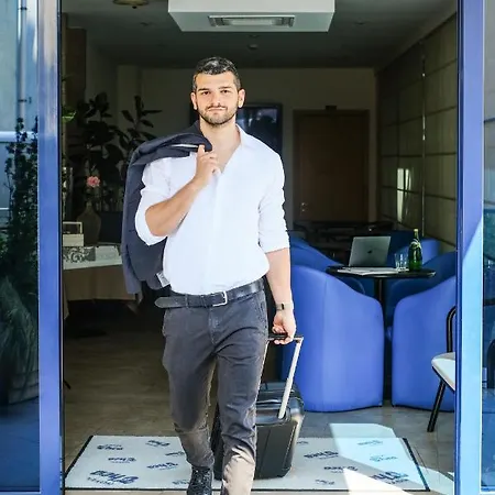 Thea 3* בלריה-איגאה מרינה