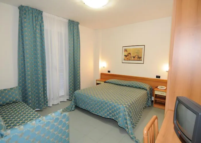 Hotel Thea 3* Bellaria-Igea Marina